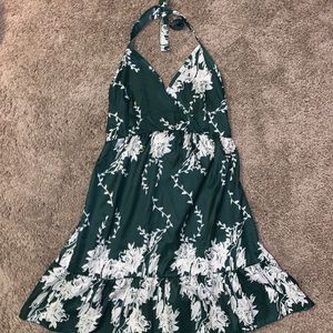 Super Cute Haltered Floral Dress. Size Small